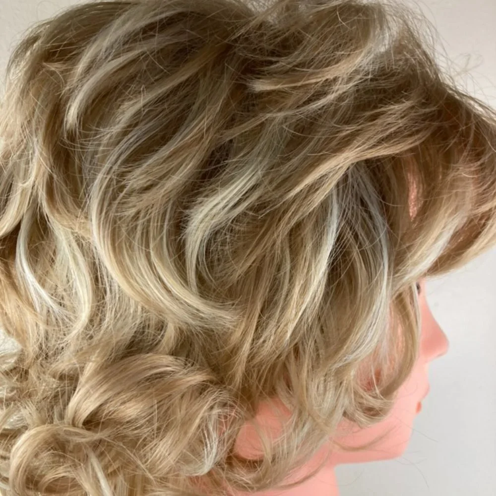Short Curly Golden Blonde Wig